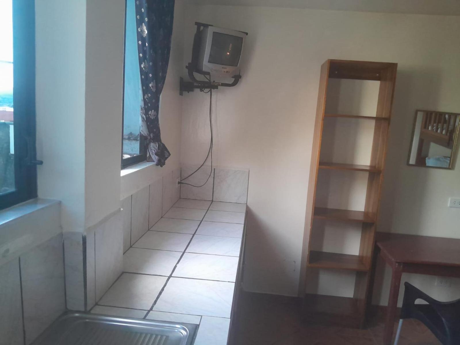 טנה Hostal Limoncocha מראה חיצוני תמונה