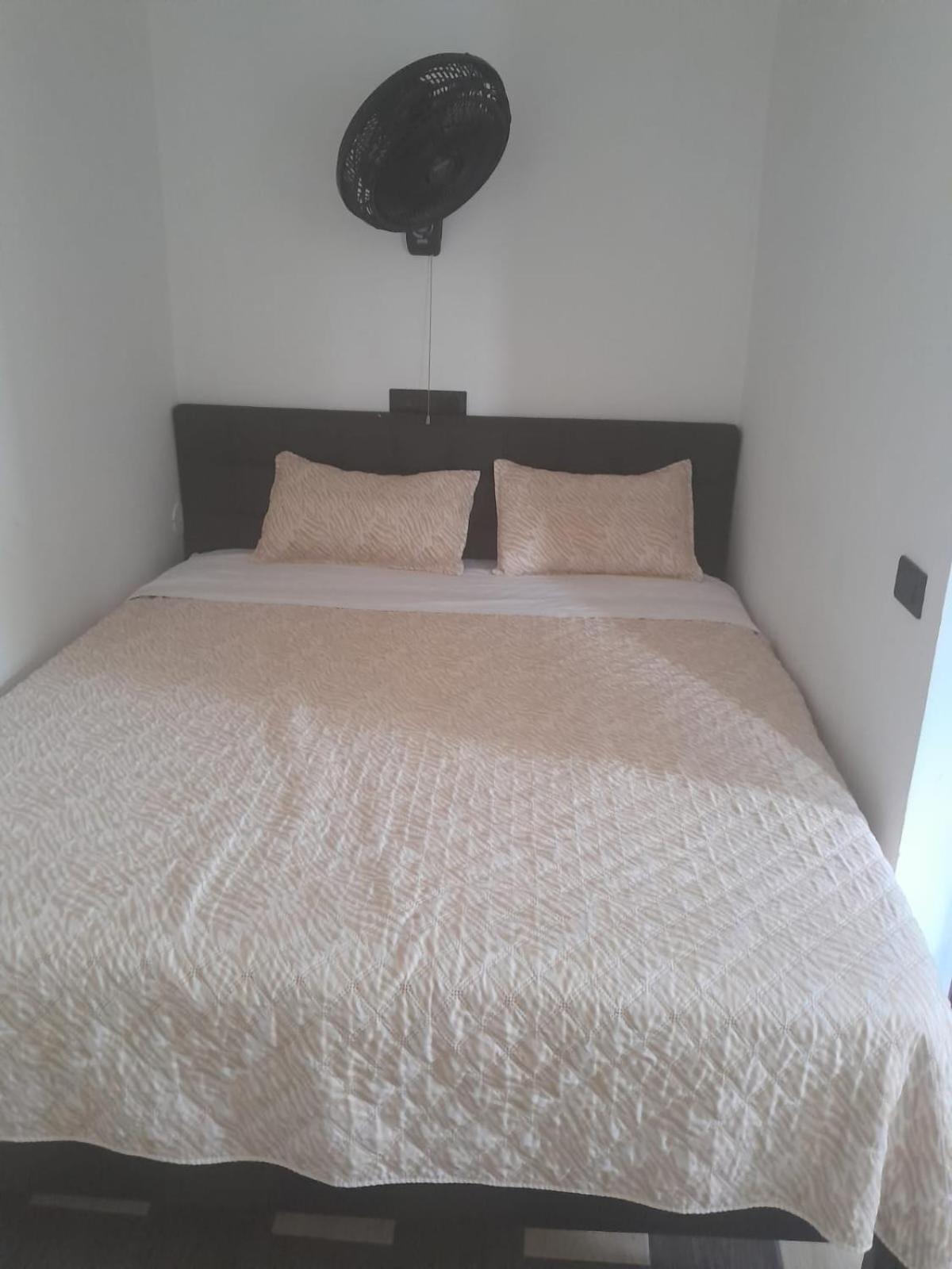 טנה Hostal Limoncocha מראה חיצוני תמונה