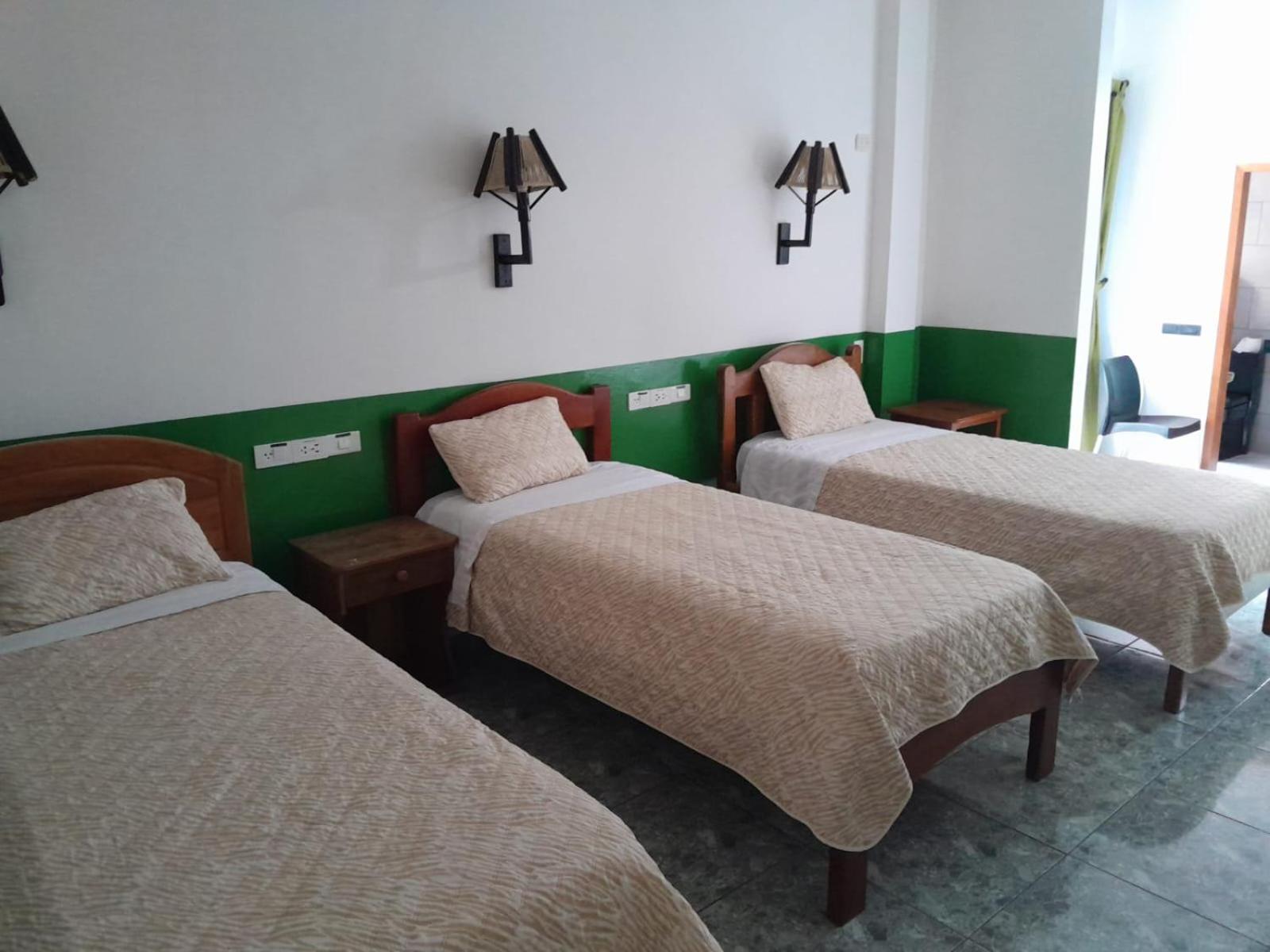 טנה Hostal Limoncocha מראה חיצוני תמונה
