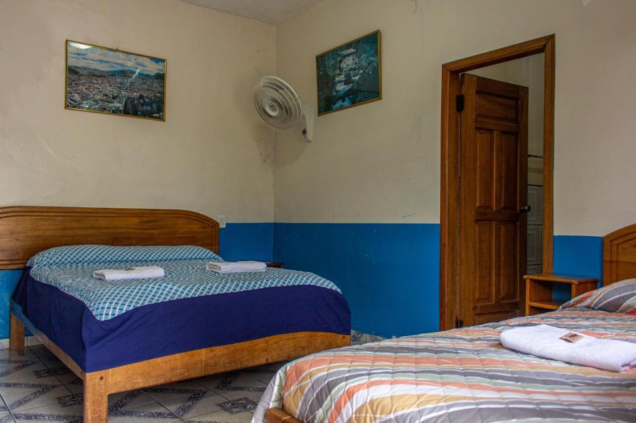 טנה Hostal Limoncocha מראה חיצוני תמונה